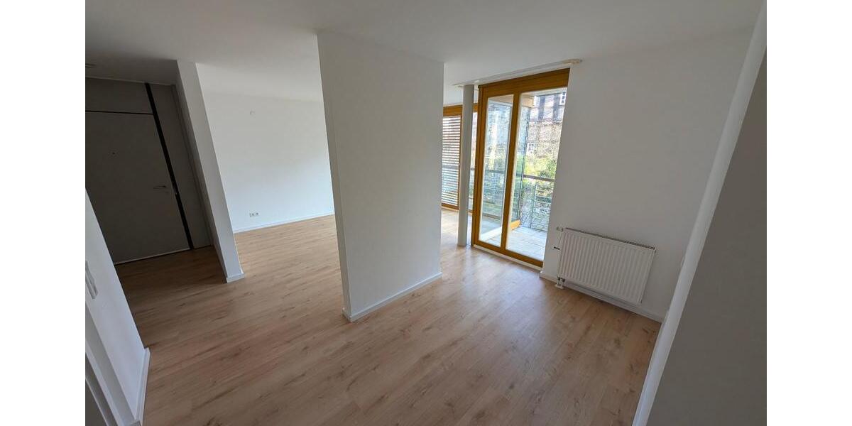 Erdgeschoßwohnung Detmold - 4 Zimmer, 110 m&sup2;, 1.190&euro; | Angebot:25545186