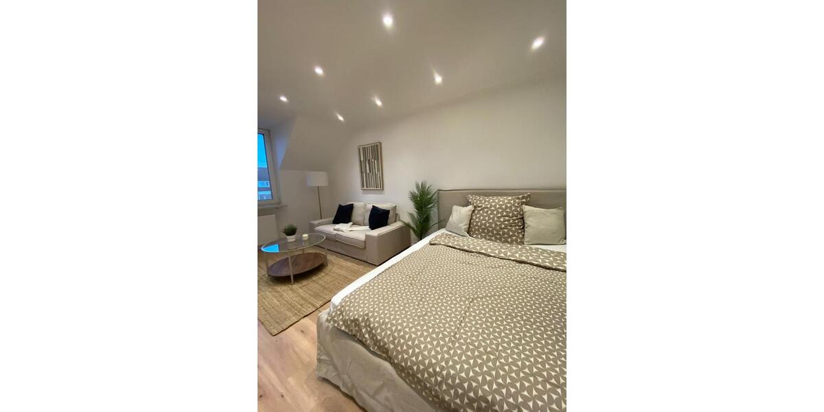 Erstbezug: Stilvolle 4-Zimmer-WG – voll möbliert & frisch saniert 1 zimmer