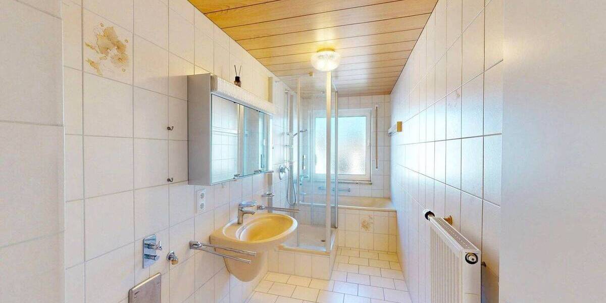 Etagenwohnung Rosenheim Ost - 3 Zimmer, 77 m&sup2;, 1.078&euro; | Angebot:26318093