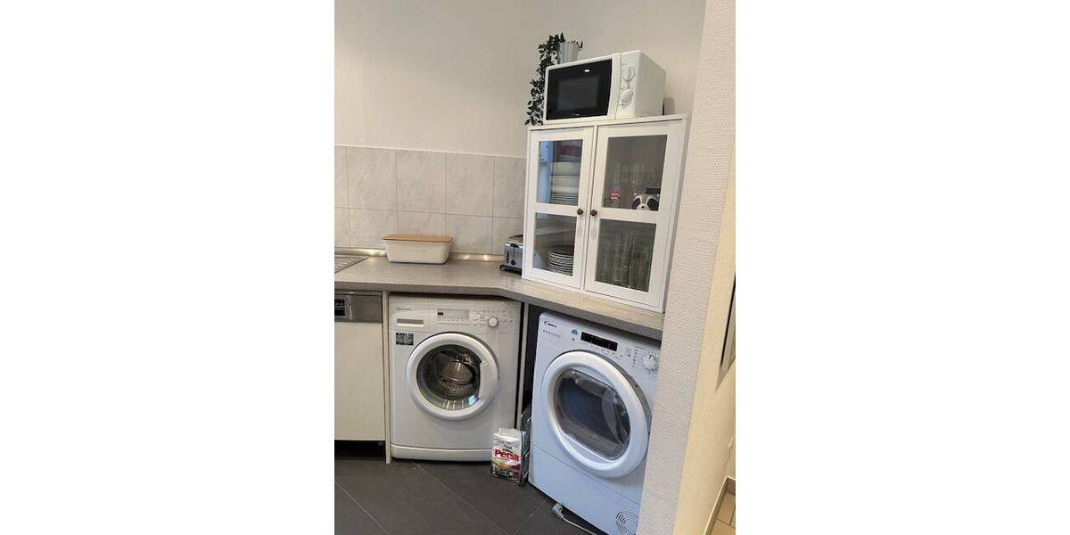 Etagenwohnung Düsseldorf Rath - 2 Zimmer, 45 m&sup2;, 550&euro; | Angebot:26139095