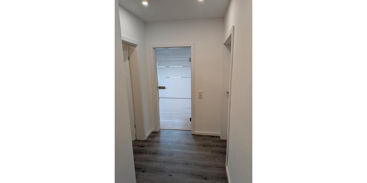 Dachgeschoßwohnung Gummersbach Berstig Süd - 3 Zimmer, 70 m&sup2;, 900&euro; | Angebot:26062545