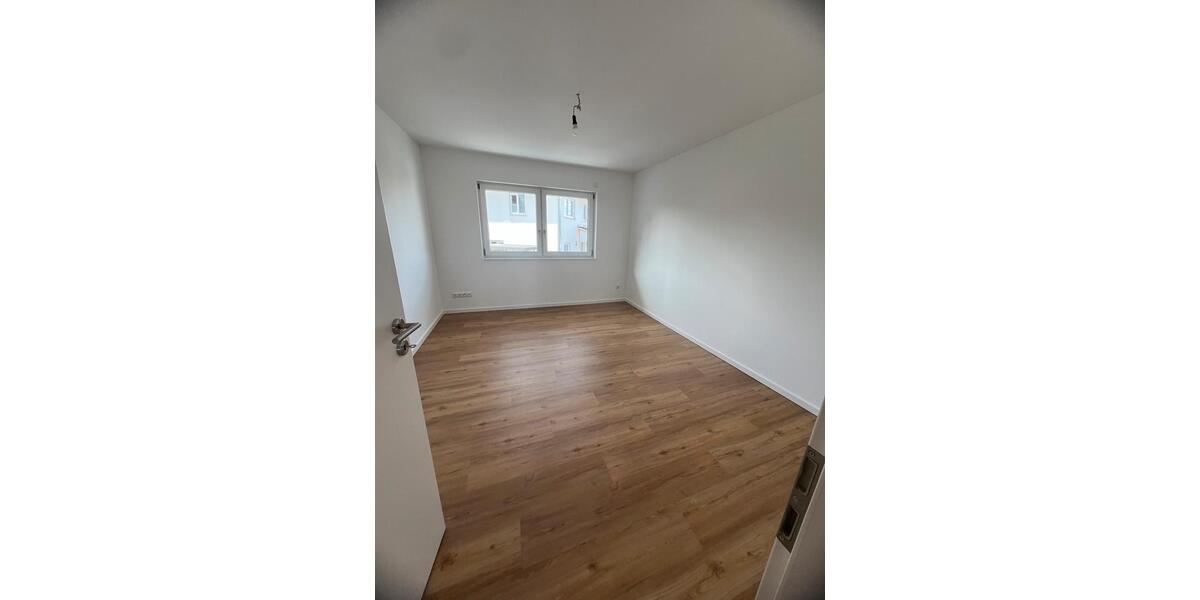 Doppelhaushälfte Heldenstein - 4 Zimmer, 128 m&sup2;, 1.900&euro; | Angebot:25568544