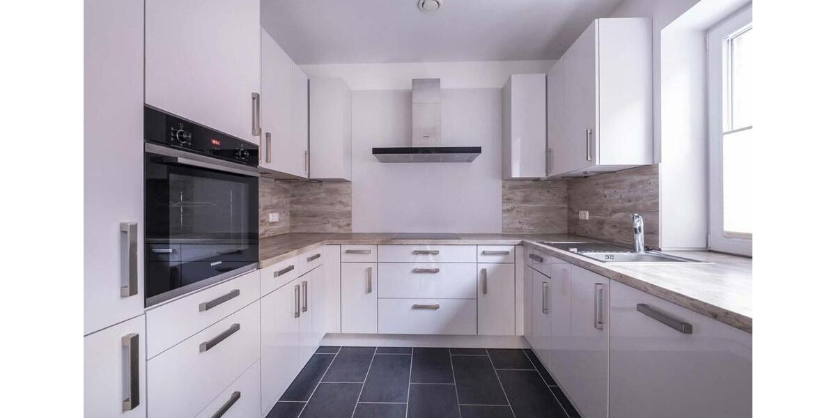 Reihenhaus Pinneberg - 6 Zimmer, 152 m&sup2;, 2.300&euro; | Angebot:23647033