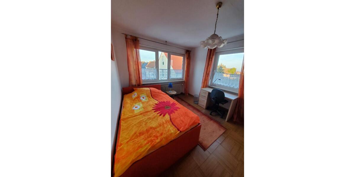 Wohnen auf Zeit Edenkoben - 4 Zimmer, 16 m&sup2;, 390&euro; | Angebot:26691354