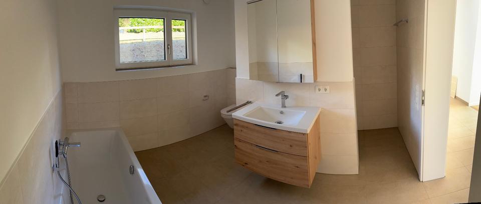 Etagenwohnung Pfeffenhausen - 3 Zimmer, 113 m&sup2;, 1.525&euro; | Angebot:25271592