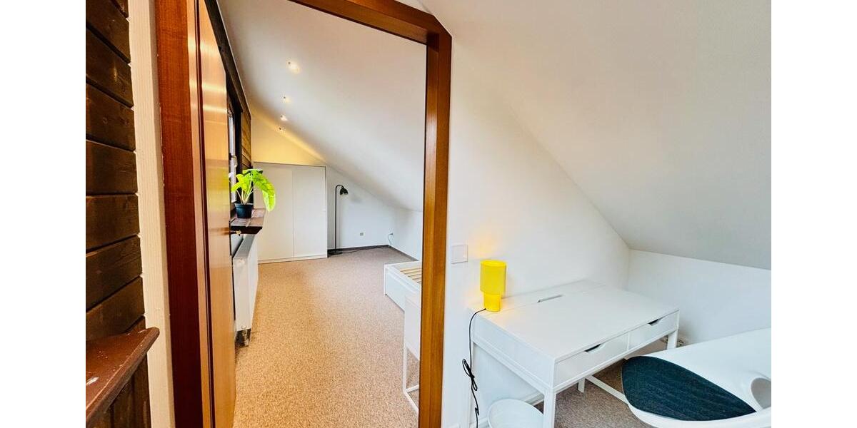 Wohnen auf Zeit Frechen - 2 Zimmer, 26 m&sup2;, 681&euro; | Angebot:25804567