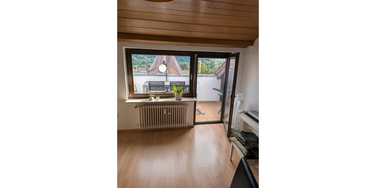 Dachgeschoßwohnung Biebergemünd - 4 Zimmer, 117 m&sup2;, 950&euro; | Angebot:25239297