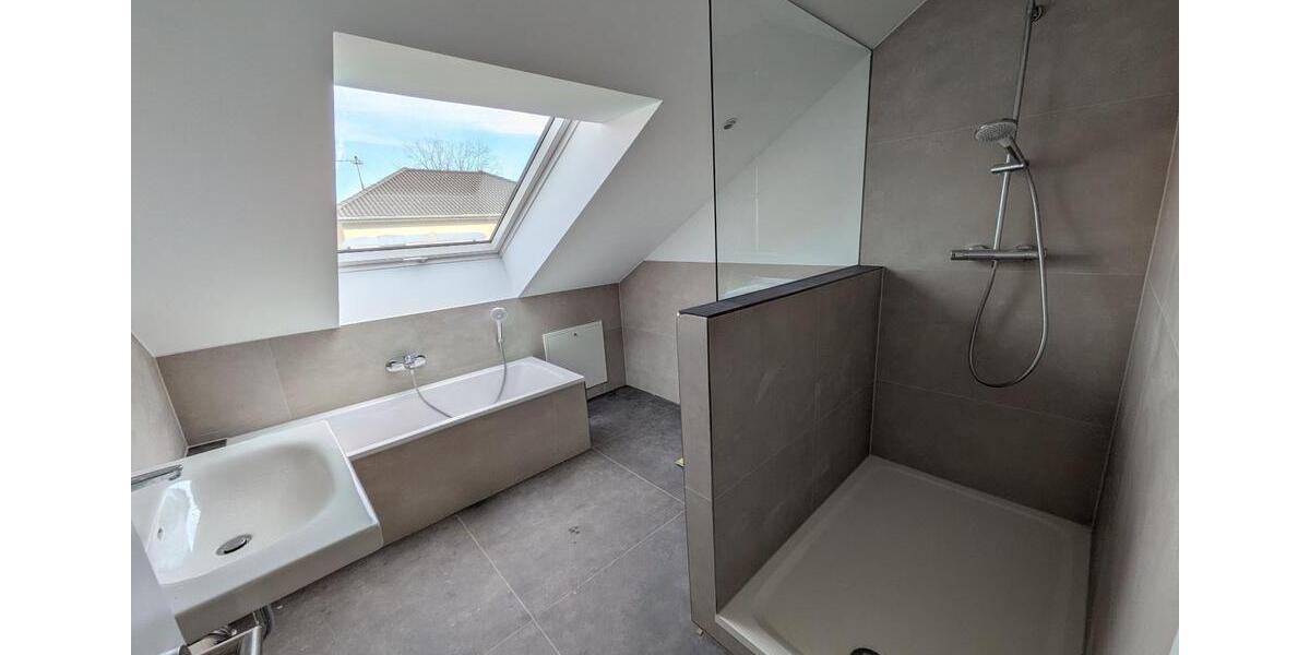 Dachgeschoßwohnung Föhren - 3 Zimmer, 71 m&sup2;, 870&euro; | Angebot:25299195