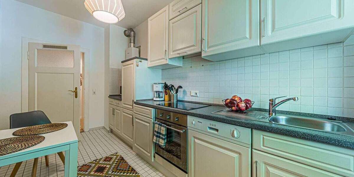 Etagenwohnung Frankfurt am Main Westend-Süd - 2 Zimmer, 68 m&sup2;, 1.790&euro; | Angebot:25139600