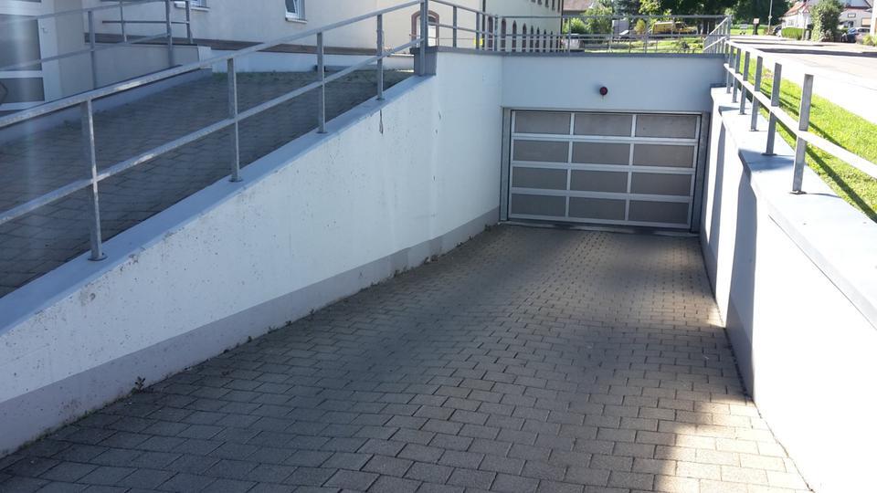 Sonnige und gepflegte 2,5-Zimmer Wohnung mit Süd-West-Balkon