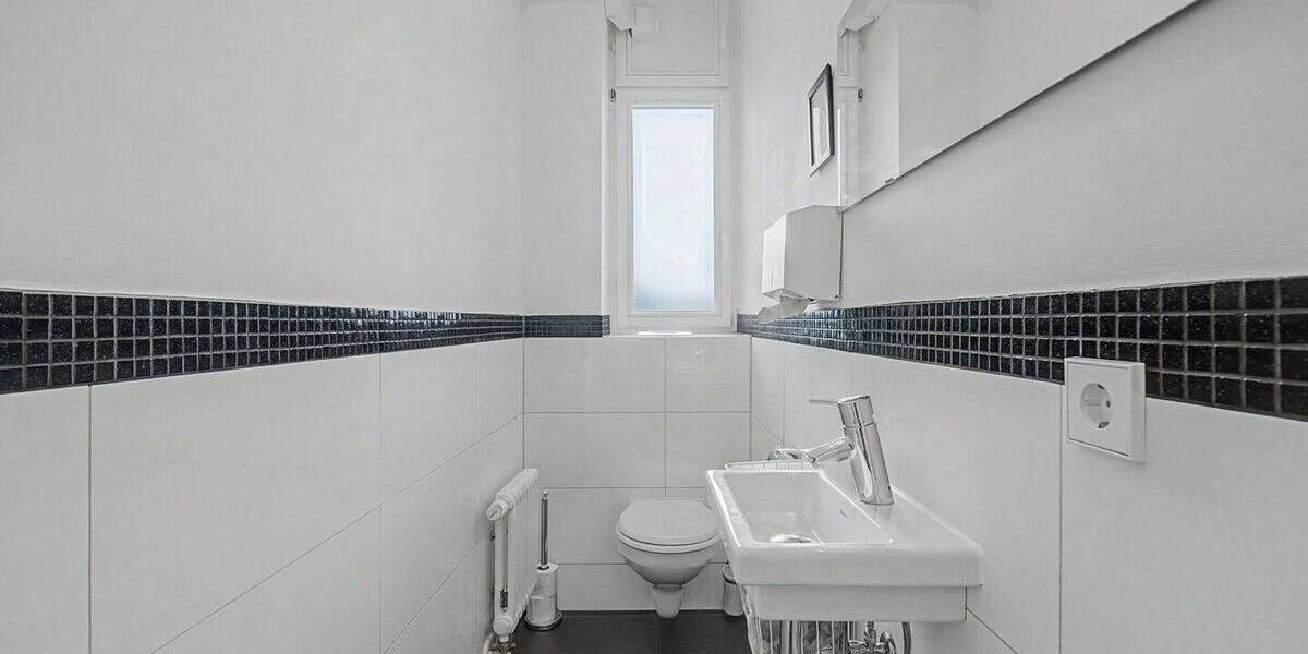 Gewerbeobjekt Karlsruhe / Weststadt Weststadt - 7 Zimmer, 286 m&sup2;, 3.990&euro; | Angebot:26851268