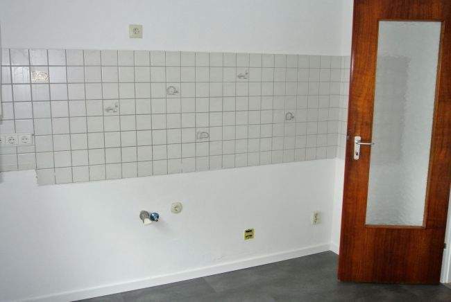 schickesgepflegtes und renoviertes Großraum-Apartment mit Balkon **Hochparterre 1 zimmer