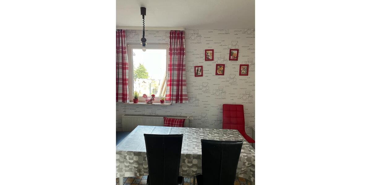 Wohnen auf Zeit Greifenstein - 6 Zimmer, 120 m&sup2;, 14&euro; | Angebot:24431343