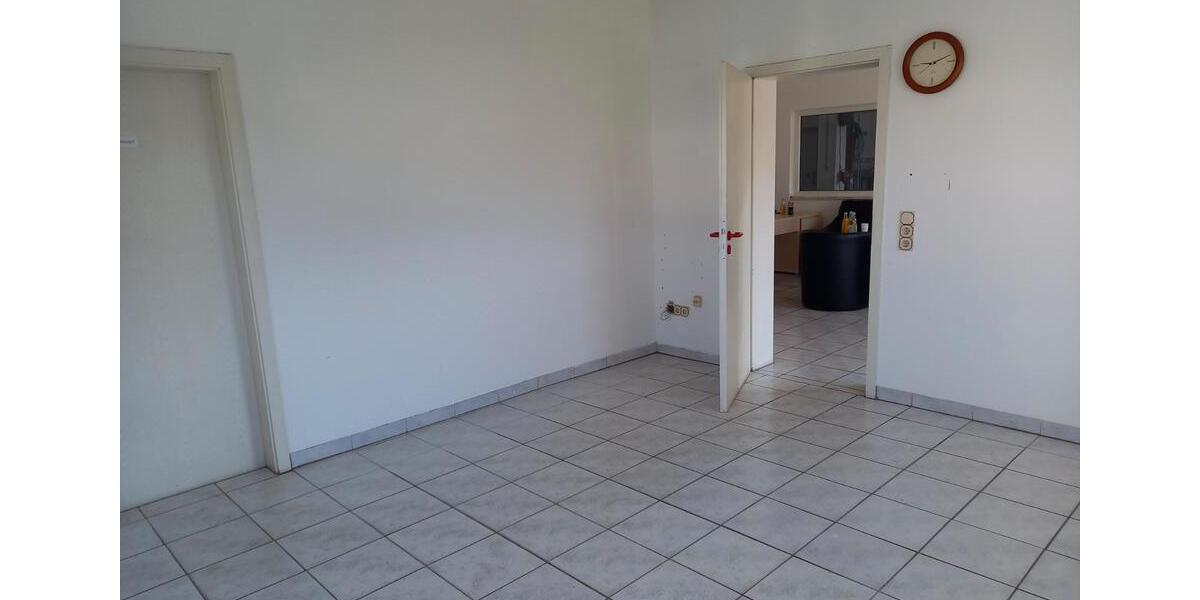 Gewerbeobjekt Wettstetten - 600&euro; | Angebot:26204783