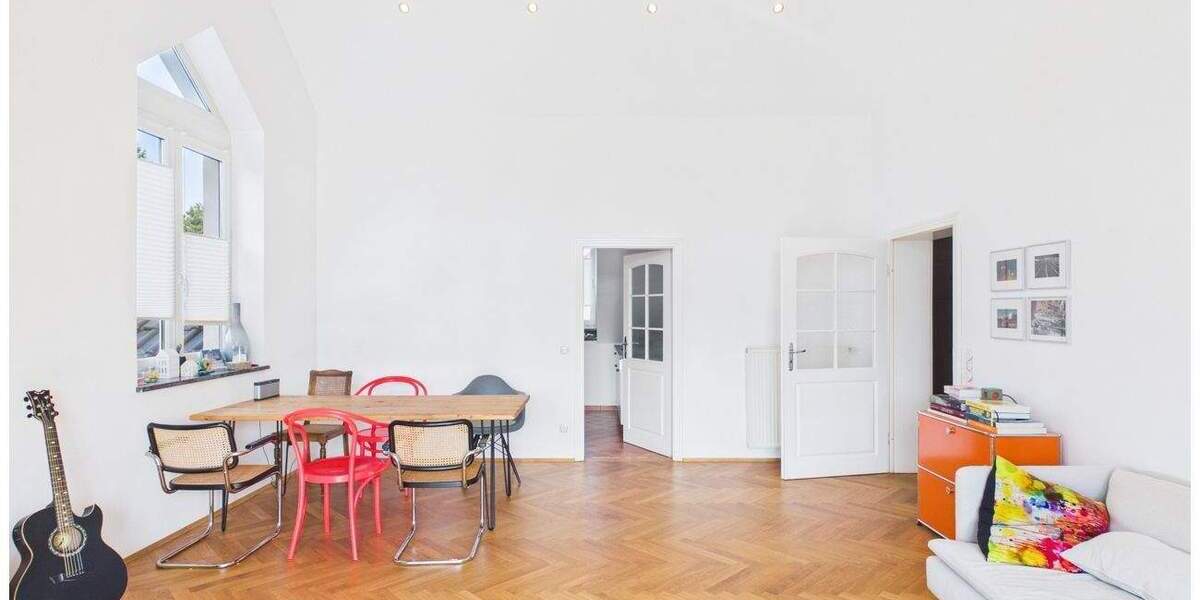 Etagenwohnung München / Allach-Untermenzing Allach-Untermenzing - 4 Zimmer, 110 m&sup2;, 2.160&euro; | Angebot:25879953