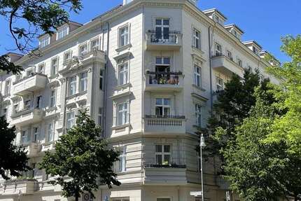 Wohnung zum Mieten in Berlin 1.477,71 € 99.73 m² 2 zimmer