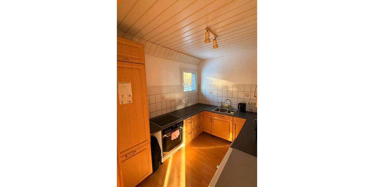Dachgeschoßwohnung Waldbröl - 3 Zimmer, 72 m&sup2;, 680&euro; | Angebot:24710929