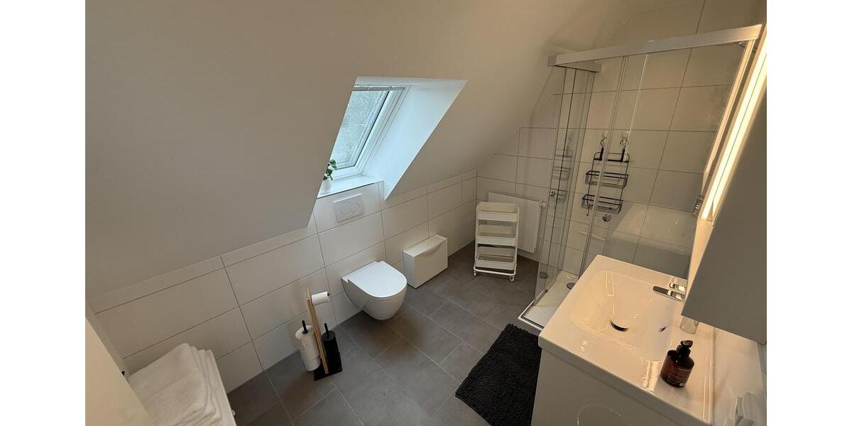 Wohnen auf Zeit Uetersen - 2 Zimmer, 75 m&sup2;, 2.200&euro; | Angebot:24752246