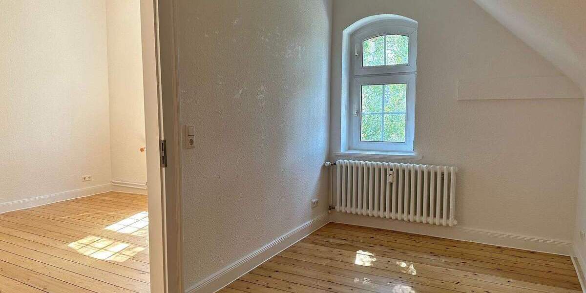 9114688 | traumhafte 3-Zimmer Altbauwohnung in zentraler Lage, EBK 3 zimmer