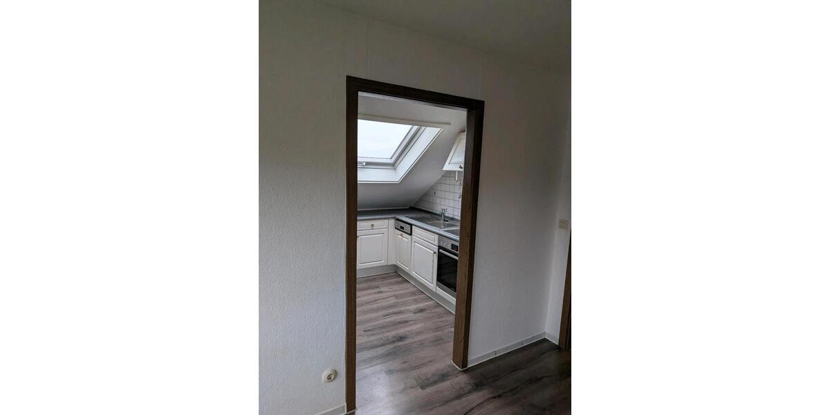 Dachgeschoßwohnung Eberdingen - 3.5 Zimmer, 64 m&sup2;, 640&euro; | Angebot:26374167