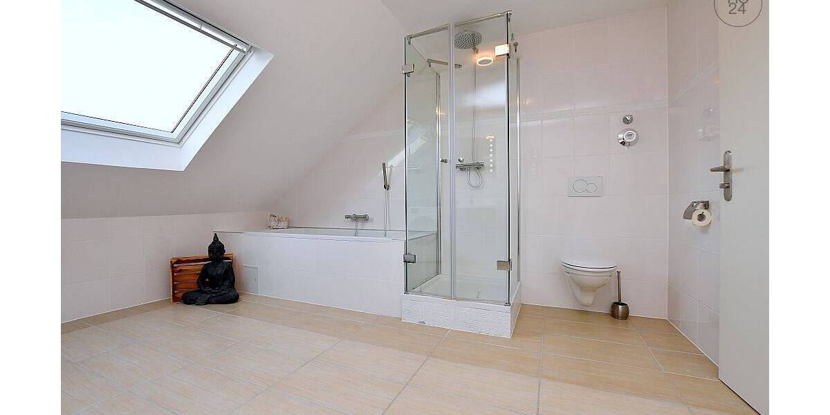 Etagenwohnung Asperg - 3 Zimmer, 100 m&sup2;, 1.590&euro; | Angebot:26160517