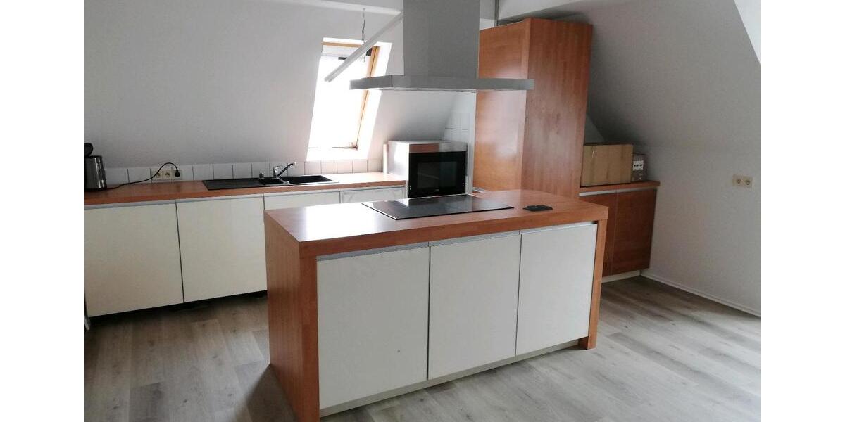 Dachgeschoßwohnung Ilshofen - 3.5 Zimmer, 79 m&sup2;, 780&euro; | Angebot:26702473