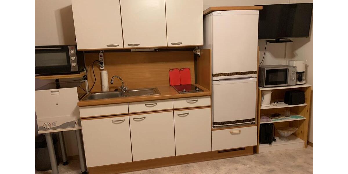 Kleine Mansardenwohnung auf Zeit 2 zimmer