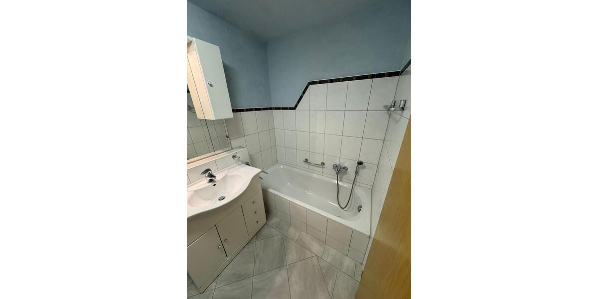 Etagenwohnung Donaueschingen - 3 Zimmer, 80 m&sup2;, 800&euro; | Angebot:25829680