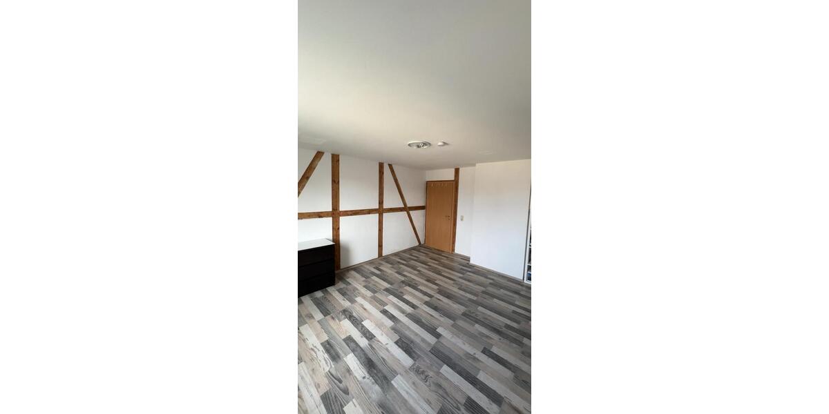 Dachgeschoßwohnung Zehdenick - 3 Zimmer, 80 m&sup2;, 950&euro; | Angebot:26645246