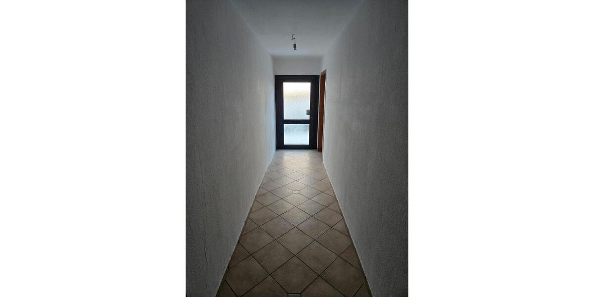 Erdgeschoßwohnung Kastellaun - 4 Zimmer, 100 m&sup2;, 750&euro; | Angebot:24349093