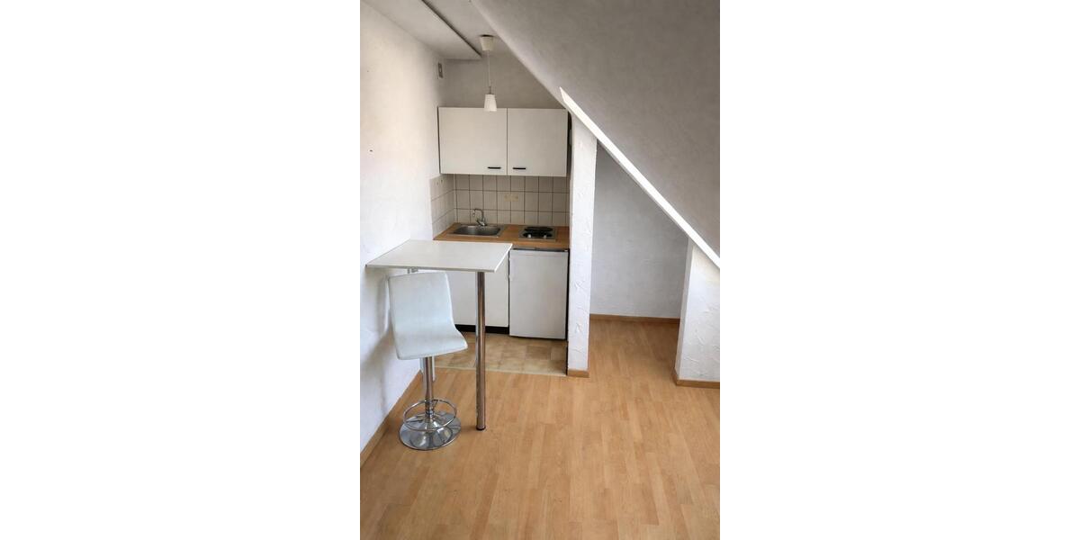 Dachgeschoßwohnung Göttingen Nordstadt - 1 Zimmer, 21 m&sup2;, 490&euro; | Angebot:26296843