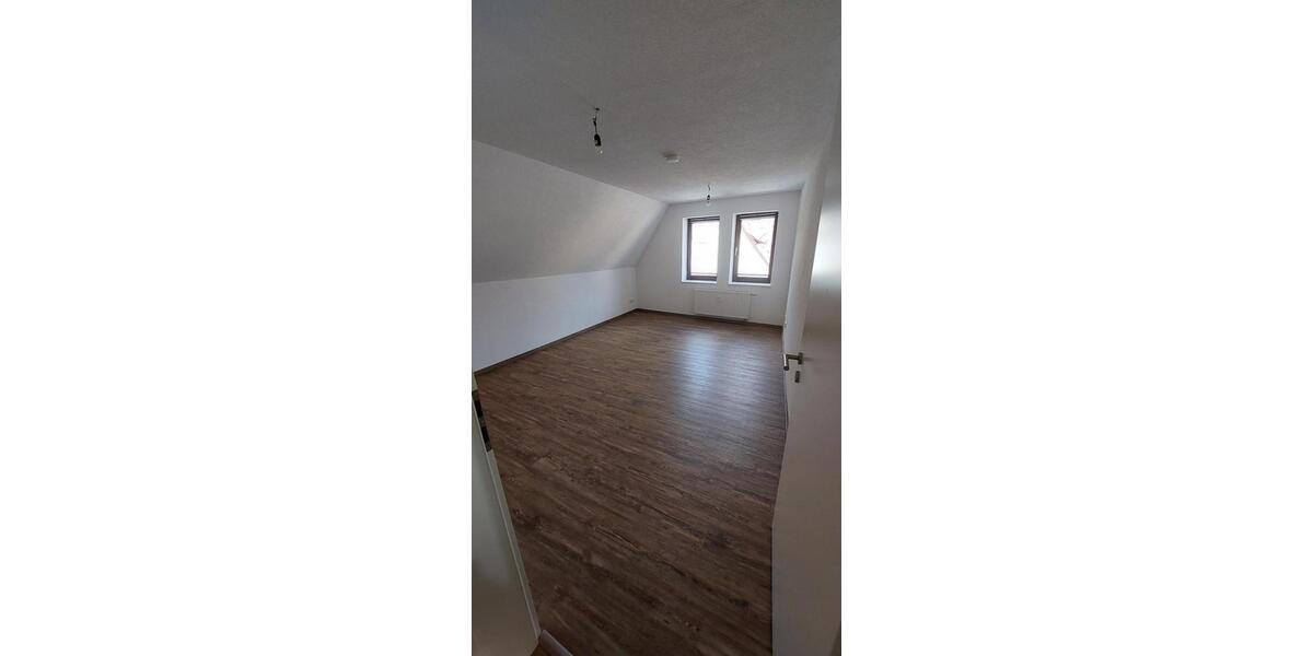 Maisonettenwohnung Schwäbisch Gmünd - 5 Zimmer, 133 m&sup2;, 1.350&euro; | Angebot:26035428