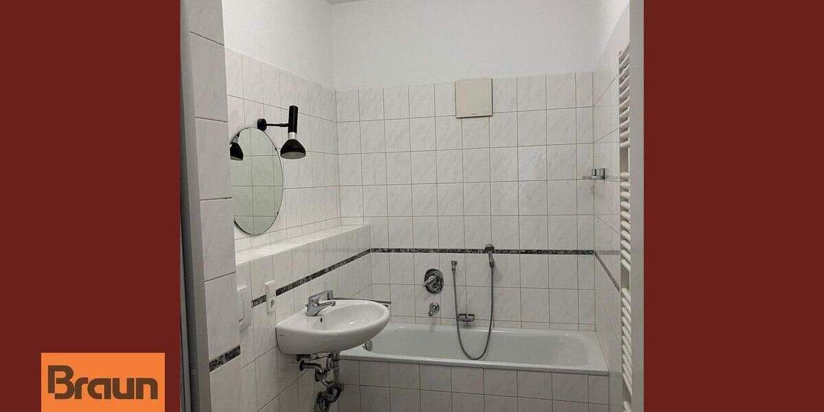 Etagenwohnung Villingen-Schwenningen Schwenningen - 3 Zimmer, 87 m&sup2;, 1.000&euro; | Angebot:24684411