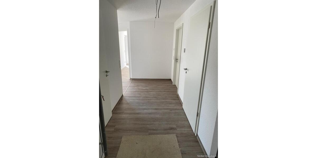 Erdgeschoßwohnung Schnelldorf - 3 Zimmer, 88 m&sup2;, 960&euro; | Angebot:26181814