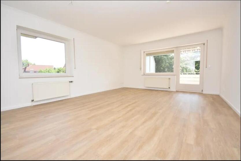 Sonnige 3-Zimmer-Mietwohnung mit Balkon, Einbauküche und Gäste-WC
