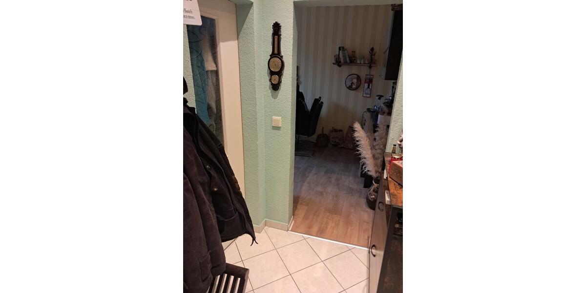 Etagenwohnung Cottbus - 2 Zimmer, 65 m&sup2;, 465&euro; | Angebot:25253119