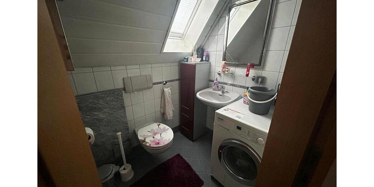 Großzügige 5-Zimmer-Wohnung im Herzen von Poppenlauer 5 zimmer