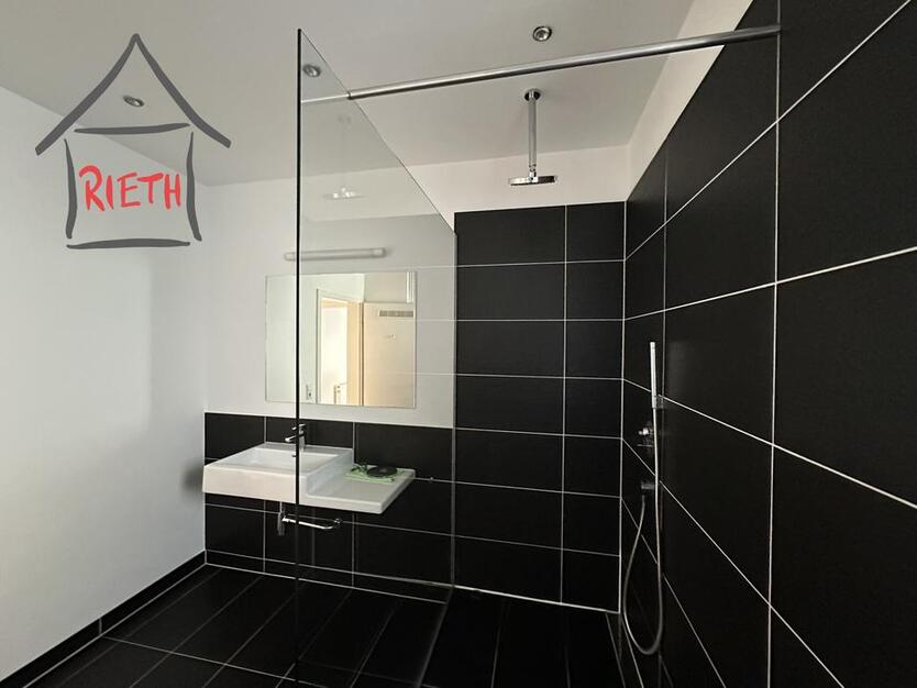 * Ludwigsburg-Süd: hell, großzügig und mit Garage * zimmer