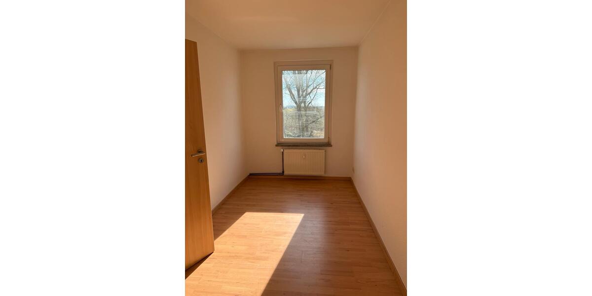 Etagenwohnung Tarnow - 3 Zimmer, 59 m&sup2;, 340&euro; | Angebot:25339382