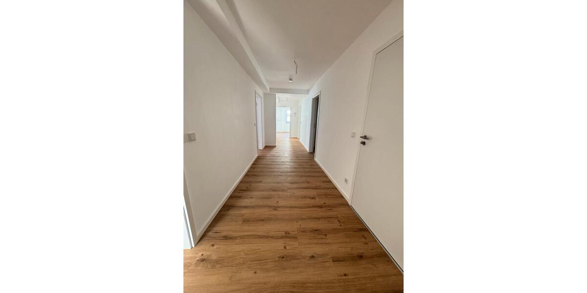 Etagenwohnung Bad Kötzting - 3 Zimmer, 100 m&sup2;, 900&euro; | Angebot:26311578