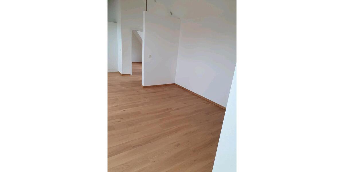 Etagenwohnung Ebrach - 4 Zimmer, 94 m&sup2;, 790&euro; | Angebot:26705040