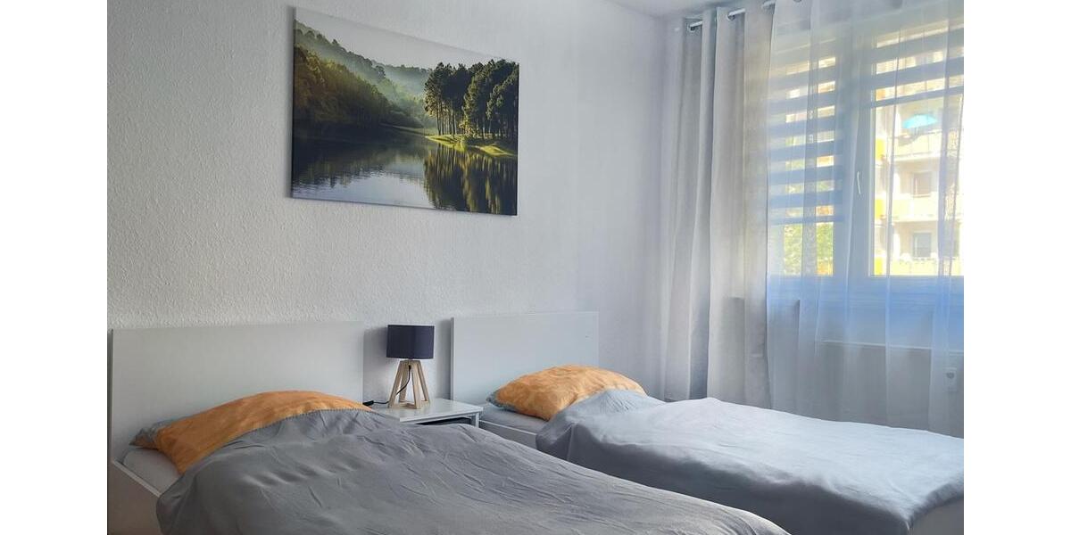 Etagenwohnung Reichenbach im Vogtland - 3 Zimmer, 58 m&sup2;, 350&euro; | Angebot:26198913