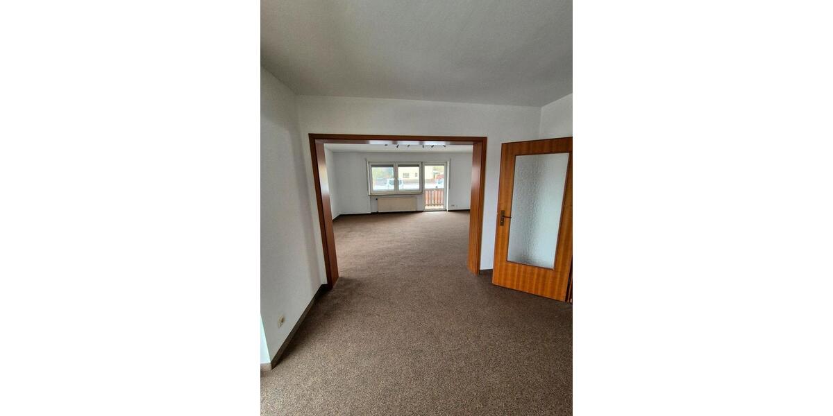 Etagenwohnung Grafenwöhr - 5 Zimmer, 120 m&sup2;, 1.200&euro; | Angebot:24507239