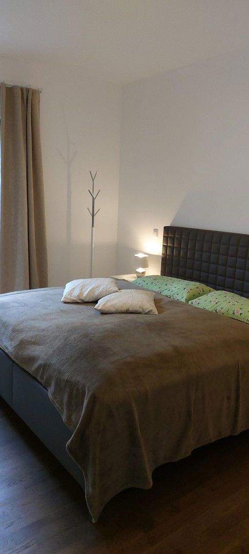 3 Zi. Möblierte Wohnung,private Sauna,TG,Wallbox, direkt an der Spree in BerlinKöpenick 3 zimmer