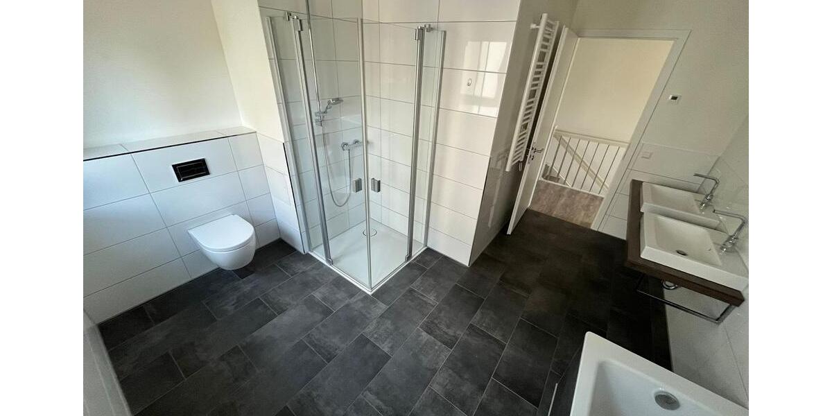 Etagenwohnung Wolfsburg - 4 Zimmer, 123 m&sup2;, 1.518&euro; | Angebot:26441394
