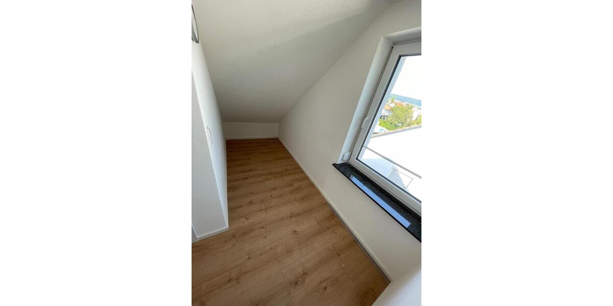 Wohnen auf Zeit Aalen - 3 Zimmer, 65 m&sup2;, 410&euro; | Angebot:24756843