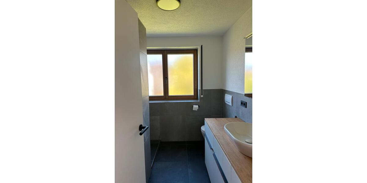 Dachgeschoßwohnung Auenwald - 4 Zimmer, 133 m&sup2;, 1.490&euro; | Angebot:26288235