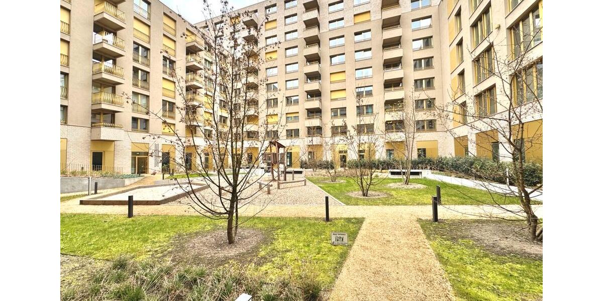 Etagenwohnung Berlin Mitte - 3 Zimmer, 87 m&sup2;, 2.526&euro; | Angebot:26602576