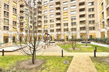 Wohnung Berlin Mitte - 3 Zimmer, 87 m&sup2;, 2.526&euro; | Angebot:26602576