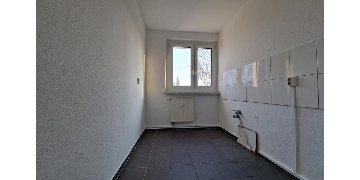 Etagenwohnung Hettstedt - 4 Zimmer, 70 m&sup2;, 330&euro; | Angebot:25366013